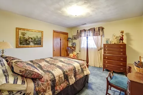 Bedroom - 7379 Milton Carlisle Rd, Springfield, OH 45504 photo 4 of 12