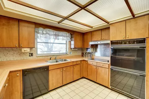 Kitchen - 7379 Milton Carlisle Rd, Springfield, OH 45504 photo 2 of 6