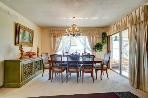 Dining - 7379 Milton Carlisle Rd, Springfield, OH 45504 photo 2 of 3