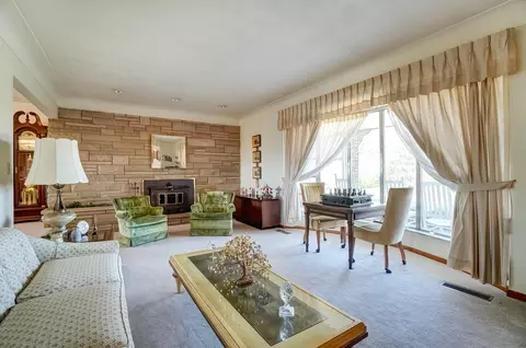 Living - 7379 Milton Carlisle Rd, Springfield, OH 45504 photo 1 of 7