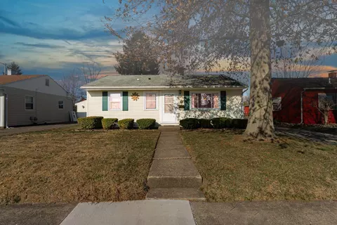2758 Dorothy Layne Ave, Springfield, OH 45505