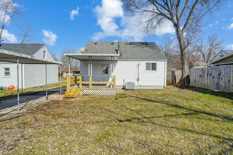 Exterior - 2443 Lexington Ave, Springfield, OH 45505 photo 5 of 11