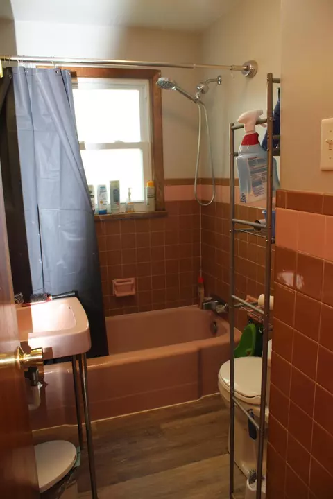 Bath - 708 E Mason Rd, Sidney, OH 45365 photo 1 of 1