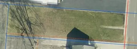 2217 N Limestone St, Springfield, OH 45503