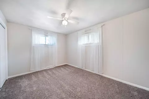 Bedroom - 4466 Phoenix Dr, Springfield, OH 45503 photo 2 of 3