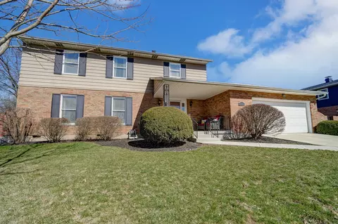 2900 Balsam Dr, Springfield, OH 45503