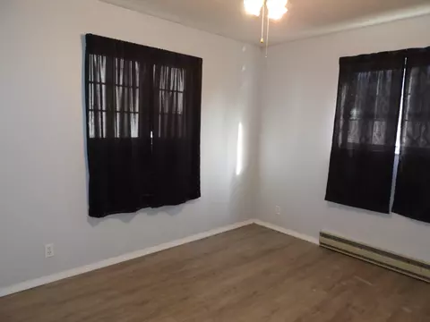 Bedroom - 421 Summit St, Sidney, OH 45365 photo 6 of 11