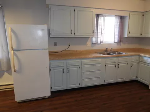 Kitchen - 421 Summit St, Sidney, OH 45365 photo 2 of 3