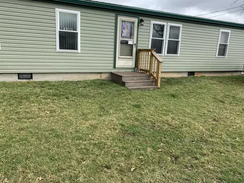 8889 Lake Ave, Lakeview, OH 43331