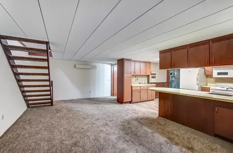 Living - 1831 Fairfield Pike, Springfield, OH 45502 photo 2 of 3