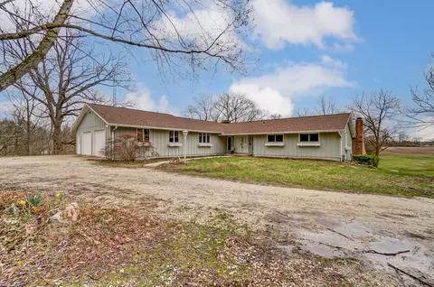 Exterior - 1831 Fairfield Pike, Springfield, OH 45502 photo 6 of 22