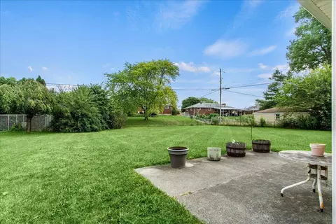 1312 Waltin Ln, Springfield, OH 45503 photo 32
