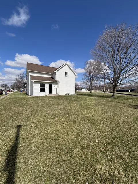 902 E Spring St, Saint Marys, OH 45885