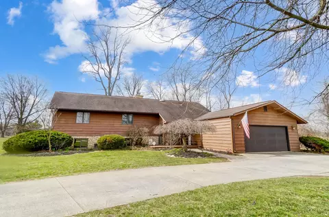 613 Canyon Dr, Lima, OH 45804