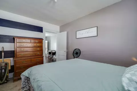 Bedroom - 817 N Burnett Rd, Springfield, OH 45503 photo 4 of 6