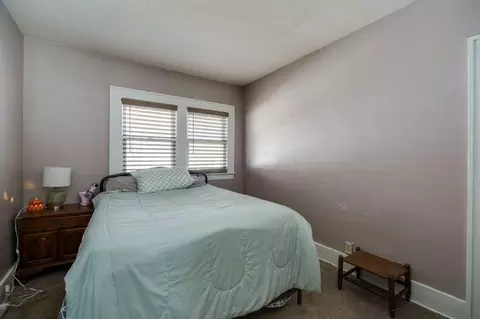 Bedroom - 817 N Burnett Rd, Springfield, OH 45503 photo 3 of 6