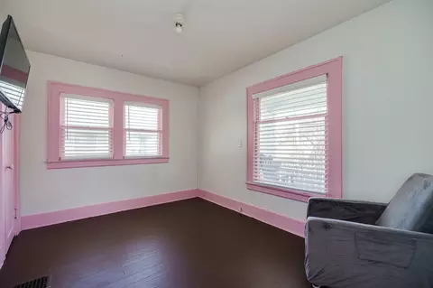 Bedroom - 817 N Burnett Rd, Springfield, OH 45503 photo 1 of 6