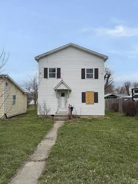 723 E Central St, Union City, OH 45390