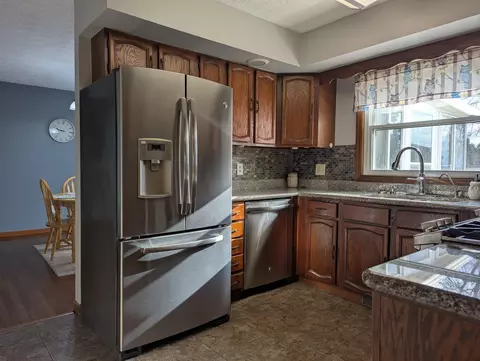4656 Bosart Rd, Springfield, OH 45503 photo 9