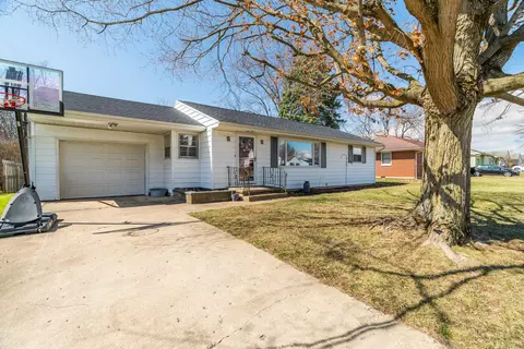 237 Hillcrest Ct, Sidney, OH 45365 photo 2