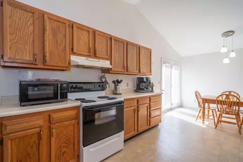Kitchen - 261 W Pinehurst St, Sidney, OH 45365 photo 4 of 4