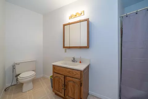 Bath - 261 W Pinehurst St, Sidney, OH 45365 photo 1 of 4