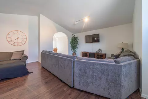 Living - 261 W Pinehurst St, Sidney, OH 45365 photo 1 of 3