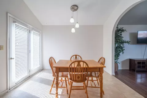 Dining - 261 W Pinehurst St, Sidney, OH 45365 photo 1 of 1