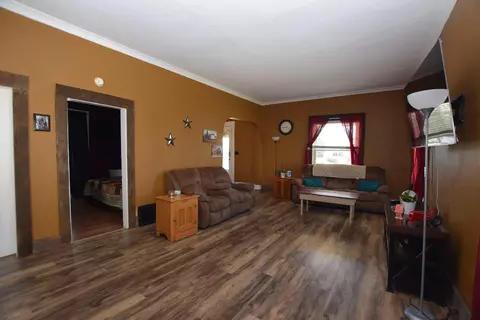 234 W Walnut St, Saint Paris, OH 43072 photo 6