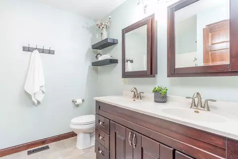 1045 Winter Ridge Dr, Sidney, OH 45365 photo 19