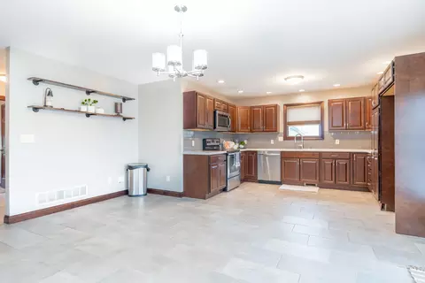 1045 Winter Ridge Dr, Sidney, OH 45365 photo 9