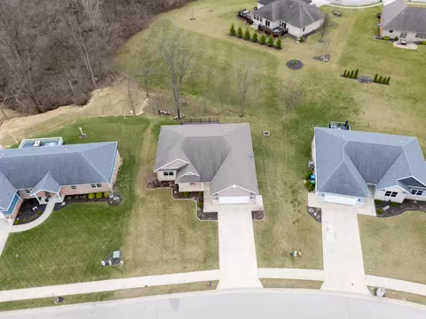 1045 Winter Ridge Dr, Sidney, OH 45365 photo 3