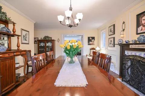 Dining - 721 Tanglewood Dr, Springfield, OH 45504 photo 2 of 7