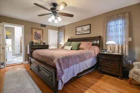 Bedroom - 721 Tanglewood Dr, Springfield, OH 45504 photo 3 of 7