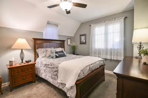 Bedroom - 721 Tanglewood Dr, Springfield, OH 45504 photo 5 of 7