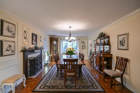Dining - 721 Tanglewood Dr, Springfield, OH 45504 photo 3 of 7