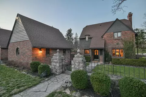 Exterior - 721 Tanglewood Dr, Springfield, OH 45504 photo 4 of 25