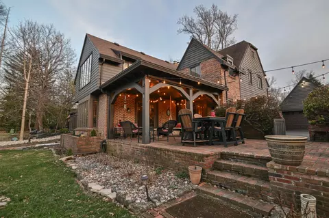 Exterior - 721 Tanglewood Dr, Springfield, OH 45504 photo 13 of 25