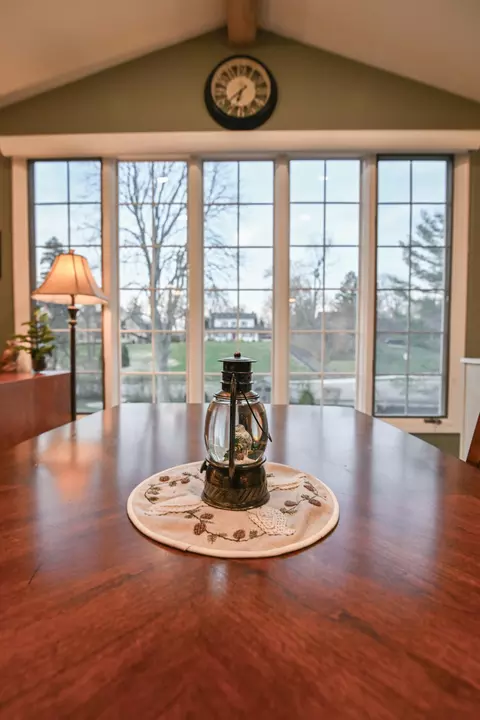 Dining - 721 Tanglewood Dr, Springfield, OH 45504 photo 6 of 7