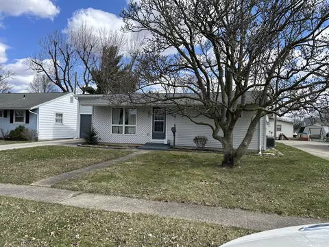 834 Hemlock St, Celina, OH 45822 photo 2