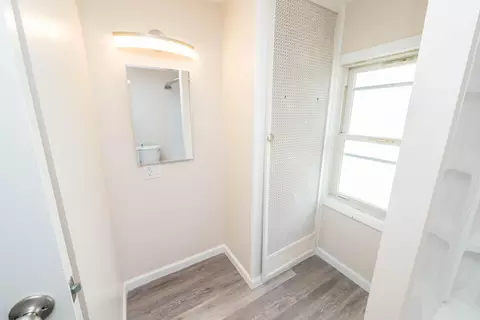 Bath - 708 Rice St, Springfield, OH 45505 photo 3 of 5