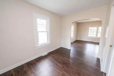 Living - 708 Rice St, Springfield, OH 45505 photo 4 of 4