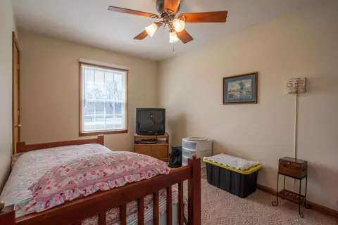 Bedroom - 6284 Zachary Ave, Springfield, OH 45502 photo 4 of 7