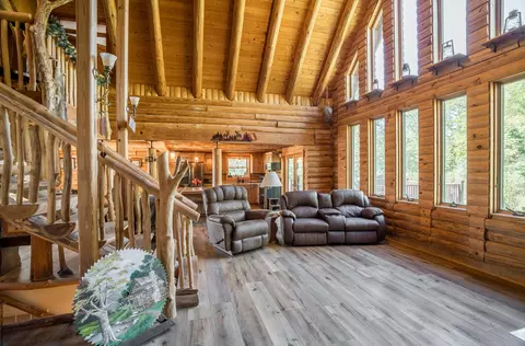 Living - 18255 Pence Rd, Sidney, OH 45365 photo 7 of 7