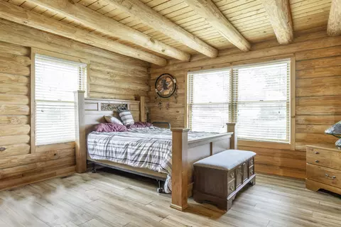 Bedroom - 18255 Pence Rd, Sidney, OH 45365 photo 2 of 7