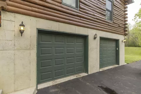 Exterior - 18255 Pence Rd, Sidney, OH 45365 photo 5 of 20