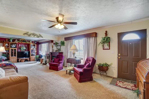 910 Bowman Rd, Springfield, OH 45505 photo 13