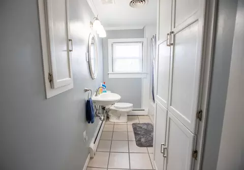 Entry Way - 424 E Anthony St, Celina, OH 45822 photo 2 of 2