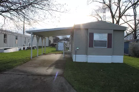 642 E Main St #2, Saint Henry, OH 45883