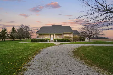 10585 W Mason Rd, Sidney, OH 45365